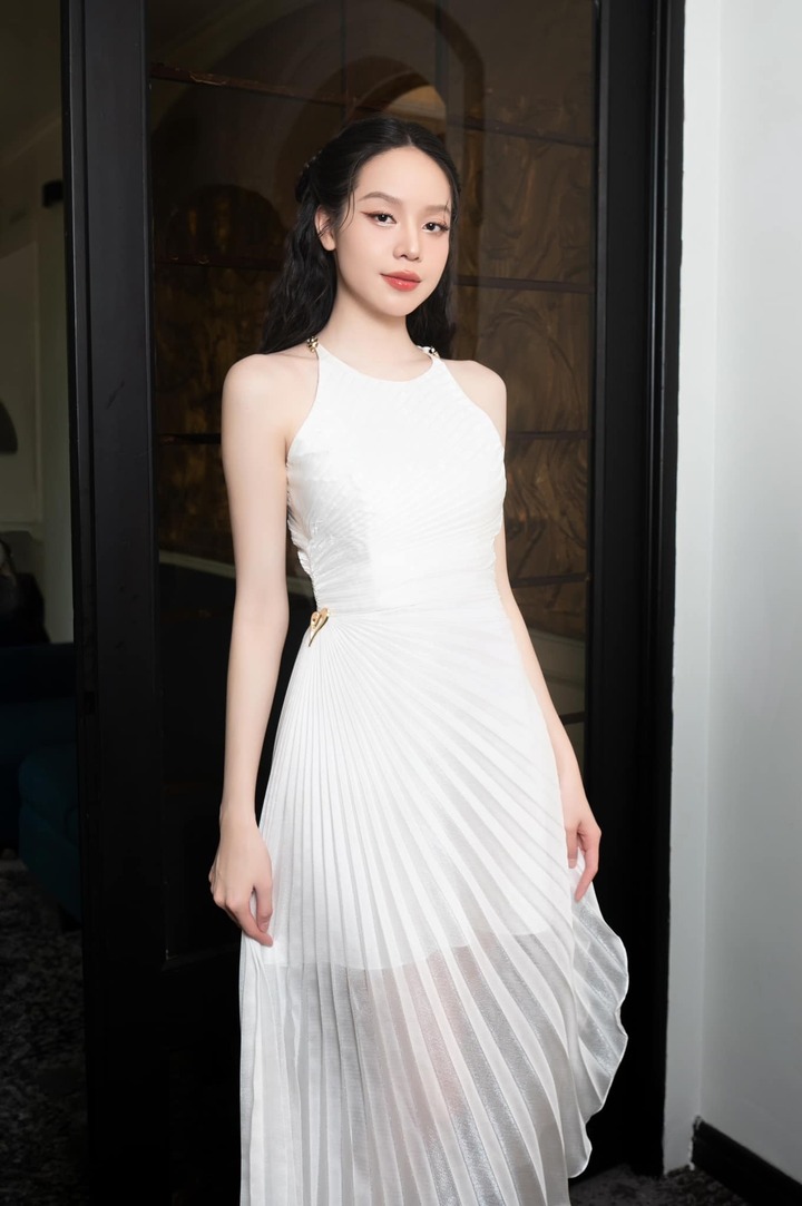 Hoa hậu Thanh Thuỷ giúp Việt Nam 'nhảy vọt' trên bảng xếp hạng nhan sắc- Ảnh 2. Hoa hậu Thanh Thuỷ giúp Việt Nam 'nhảy vọt' trên bảng xếp hạng nhan sắc- Ảnh 2.