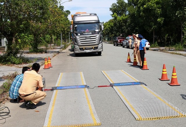 Vì sao các lỗi này bị Hà Nội đề xuất phạt từ 100 đến 120 triệu đồng, gấp 2 lần mức phạt Nghị định 168?- Ảnh 3.