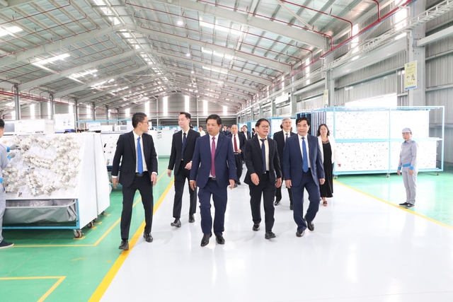 Năm 2025, THACO của tỉ phú Trần Bá Dương dự tính nộp ngân sách Quảng Nam 22.000 tỉ đồng- Ảnh 5. Năm 2025, THACO của tỉ phú Trần Bá Dương dự tính nộp ngân sách Quảng Nam 22.000 tỉ đồng- Ảnh 5.