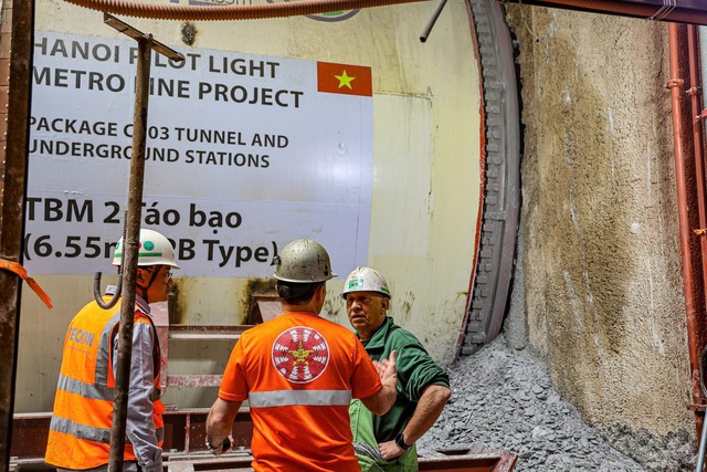 Hà Nội: "Quái vật" dưới lòng đất vừa có thêm trợ thủ, ngày dự án gần 35.000 tỷ đồng về đích ở rất gần?- Ảnh 5.