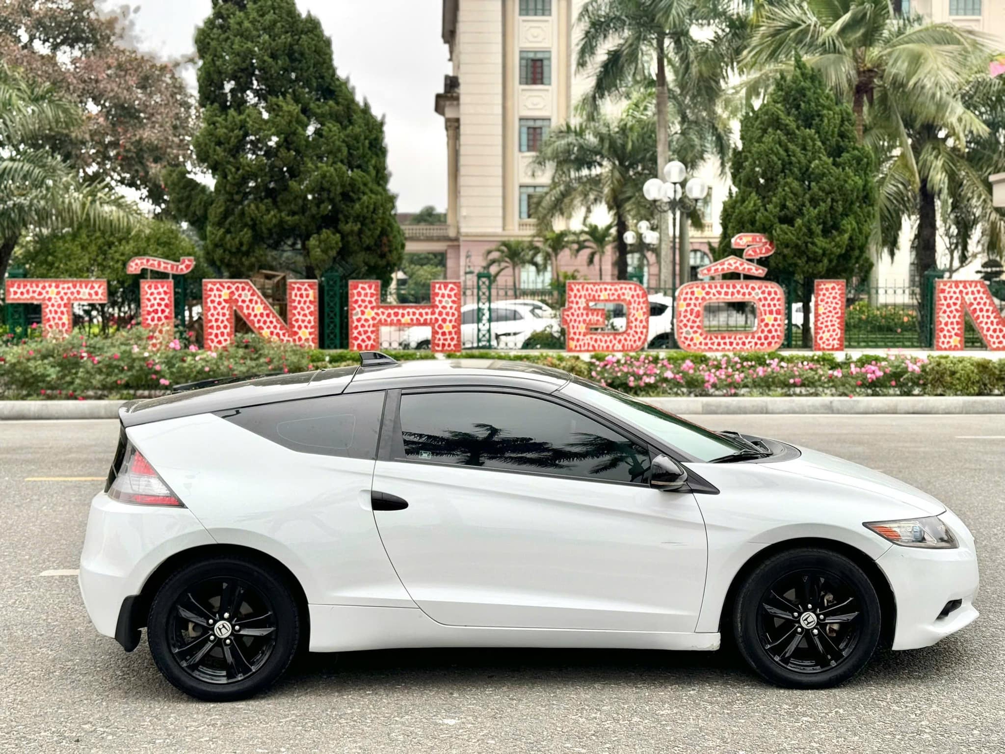 Rao Honda CR-Z giá 350 triệu, người bán khẳng định cả Việt Nam có 8 chiếc, 'ăn' xăng 4 lít/100km- Ảnh 5.