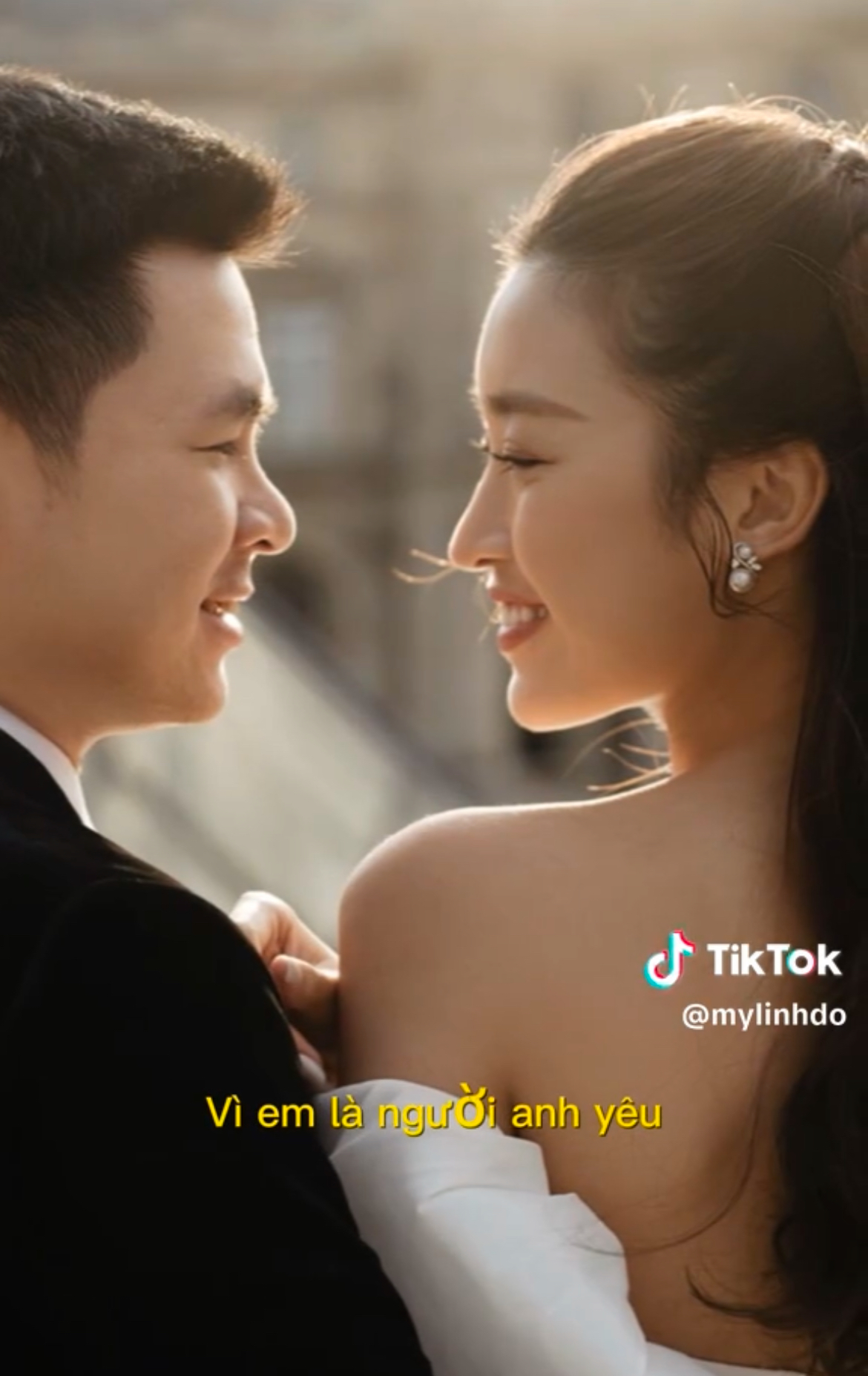 Đỗ Mỹ Linh xử lý “cao tay” giữa lúc chồng đại gia liên tục vướng tranh cãi thái độ- Ảnh 2. Đỗ Mỹ Linh xử lý “cao tay” giữa lúc chồng đại gia liên tục vướng tranh cãi thái độ- Ảnh 2.