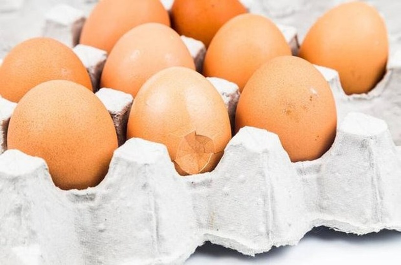 Có nên ăn trứng gà vịt bị nứt?- Ảnh 1. Có nên ăn trứng gà vịt bị nứt?- Ảnh 1.