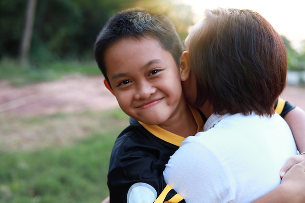 Đứa trẻ có 2 "khuyết điểm" này dễ làm nên chuyện về sau, cha mẹ đừng can thiệp quá đà- Ảnh 1. Đứa trẻ có 2 "khuyết điểm" này dễ làm nên chuyện về sau, cha mẹ đừng can thiệp quá đà- Ảnh 1.