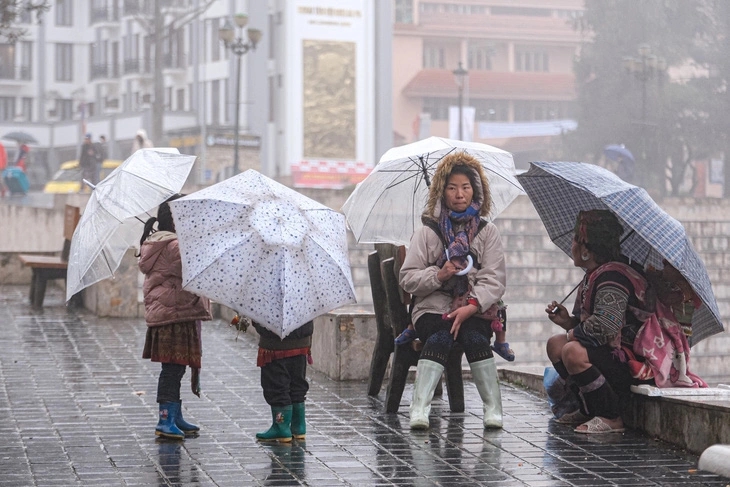 Miền Bắc sắp rét dưới 2°C, khả năng có mưa tuyết và băng giá- Ảnh 1. Miền Bắc sắp rét dưới 2°C, khả năng có mưa tuyết và băng giá- Ảnh 1.