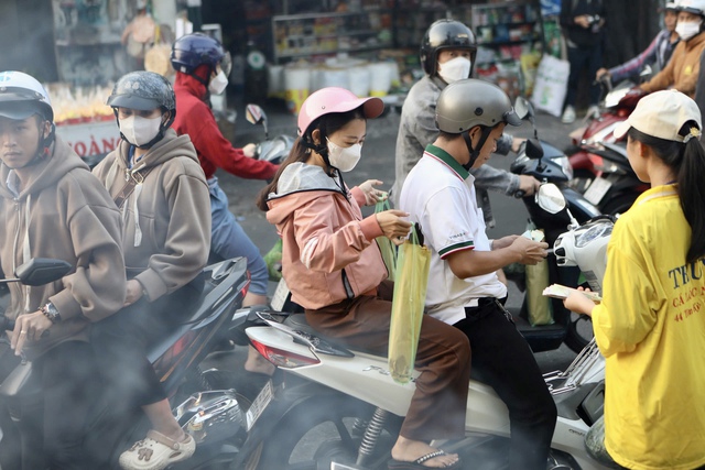 Không chỉ tiệm vàng, đây là con phố tại Sài Gòn được "Thần Tài" gọi tên trong ngày hôm nay- Ảnh 7.