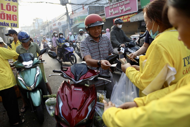 Không chỉ tiệm vàng, đây là con phố tại Sài Gòn được "Thần Tài" gọi tên trong ngày hôm nay- Ảnh 10.