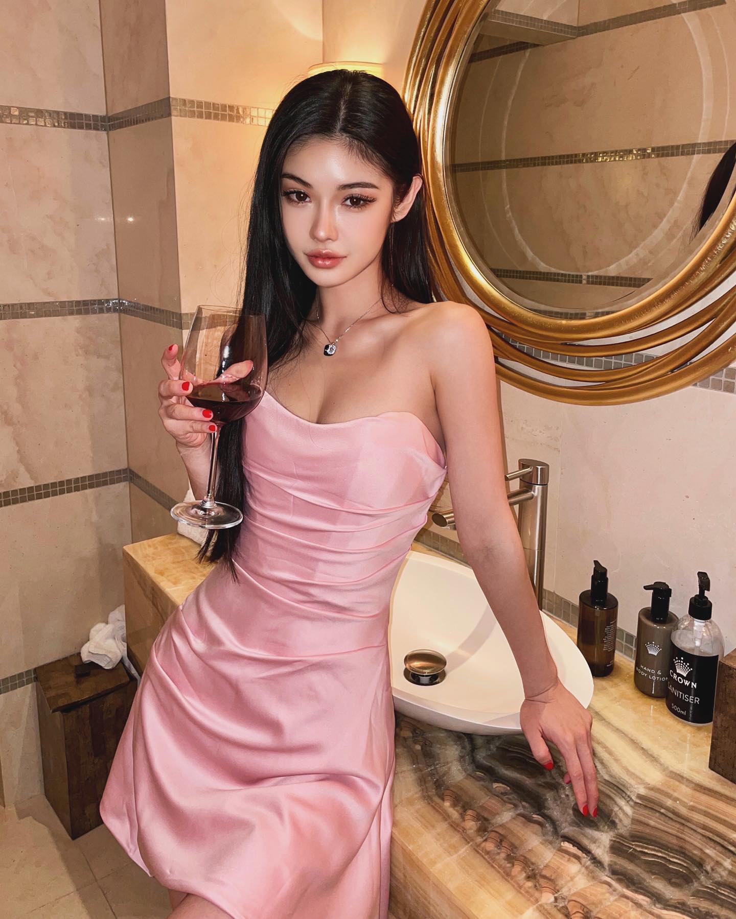 Hot girl người Úc được Thiều Bảo Trâm và dàn dâu nhà giàu theo dõi: Sách mẫu cho mọi cô gái cần tóc đẹp- Ảnh 8.