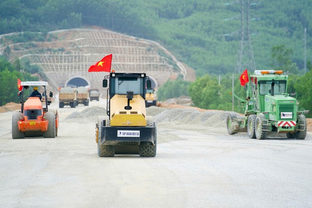 Cao tốc 20.469 tỷ đồng, dài 88km vừa được Thủ tướng ấn định mốc thời gian dứt khoát phải làm trước 31/12- Ảnh 4.