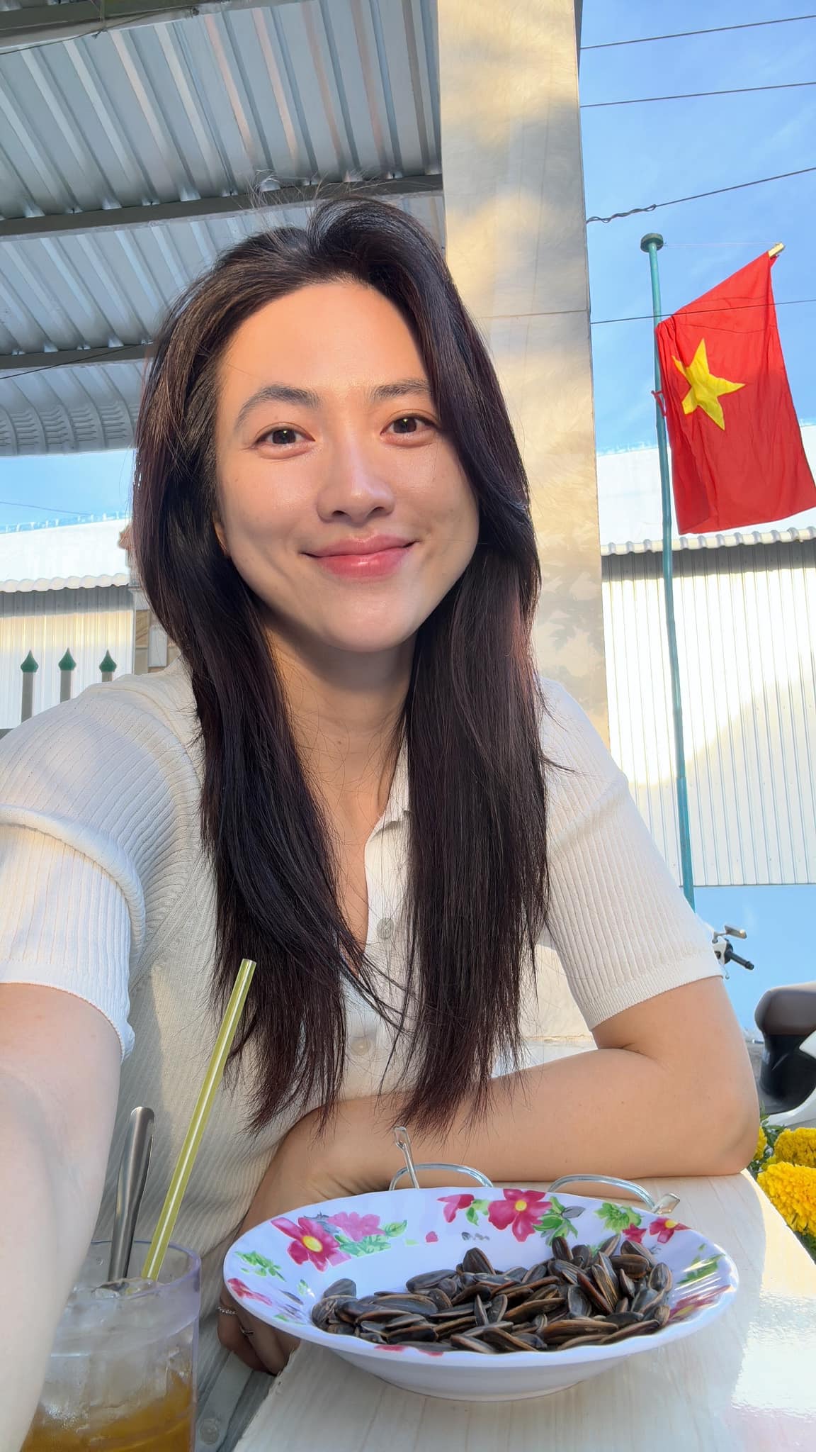 Phương Anh Đào sở hữu da mộc đẹp không tì vết, hóa ra rất chăm làm 2 việc để đẹp bất chấp mọi hoàn cảnh- Ảnh 1. Phương Anh Đào sở hữu da mộc đẹp không tì vết, hóa ra rất chăm làm 2 việc để đẹp bất chấp mọi hoàn cảnh- Ảnh 1.