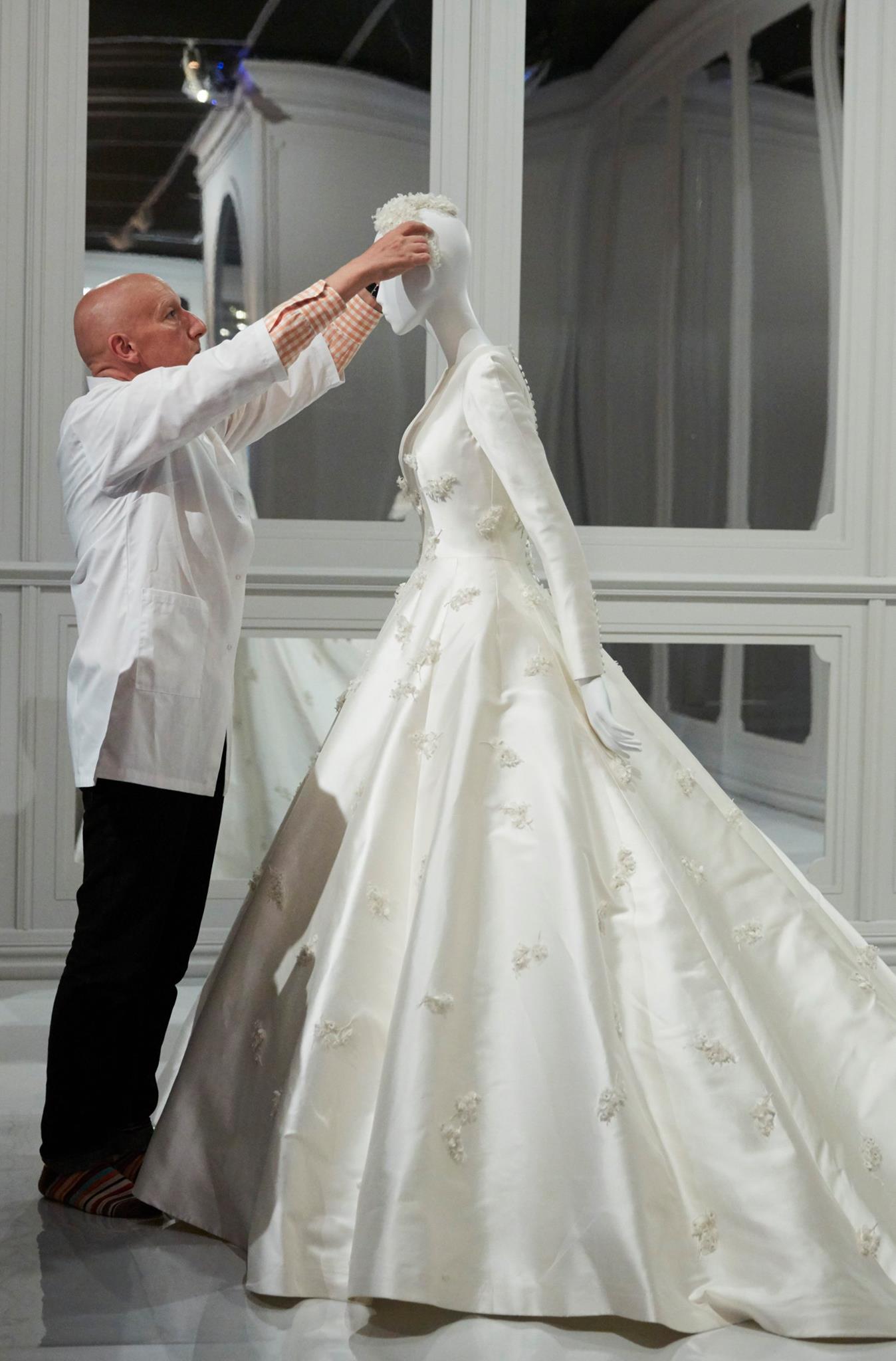 "Lá bùa" bí mật đằng sau đế chế thời trang của Christian Dior- Ảnh 10. "Lá bùa" bí mật đằng sau đế chế thời trang của Christian Dior- Ảnh 10.