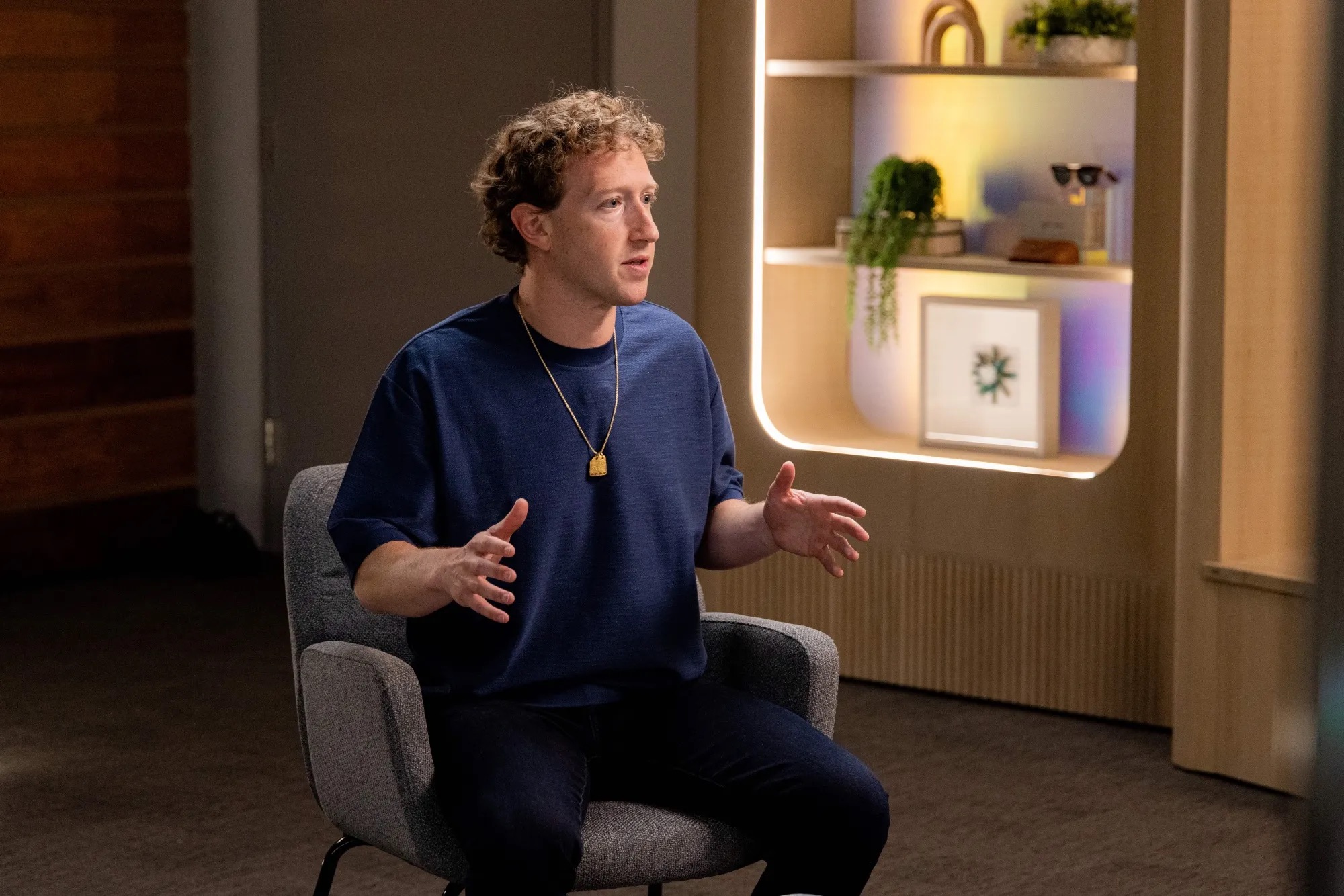 Mark Zuckerberg: Từ "gã mọt sách" đến biểu tượng đàn ông của giới công nghệ?- Ảnh 3.