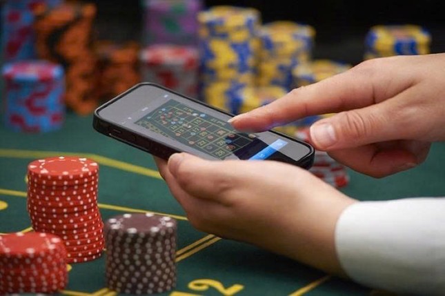 Sập bẫy 'nhân viên' casino, người phụ nữ mất trắng 1 tỷ đồng- Ảnh 1.