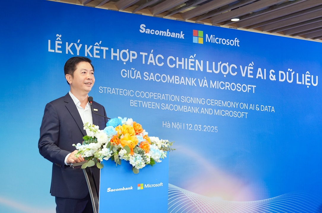 Sacombank và Microsoft Việt Nam ký kết hợp tác chiến lược về ai và dữ liệu, định hình tương lai ngân hàng số- Ảnh 3.