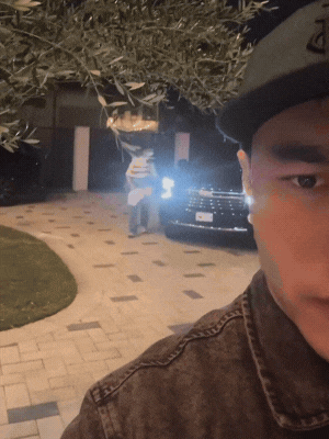 Hari Won - Trấn Thành bị phát hiện hành động lạ lúc nửa đêm, 1 sao Việt nói ngay: "Thấy bị mệt, bị ra vẻ"- Ảnh 1.