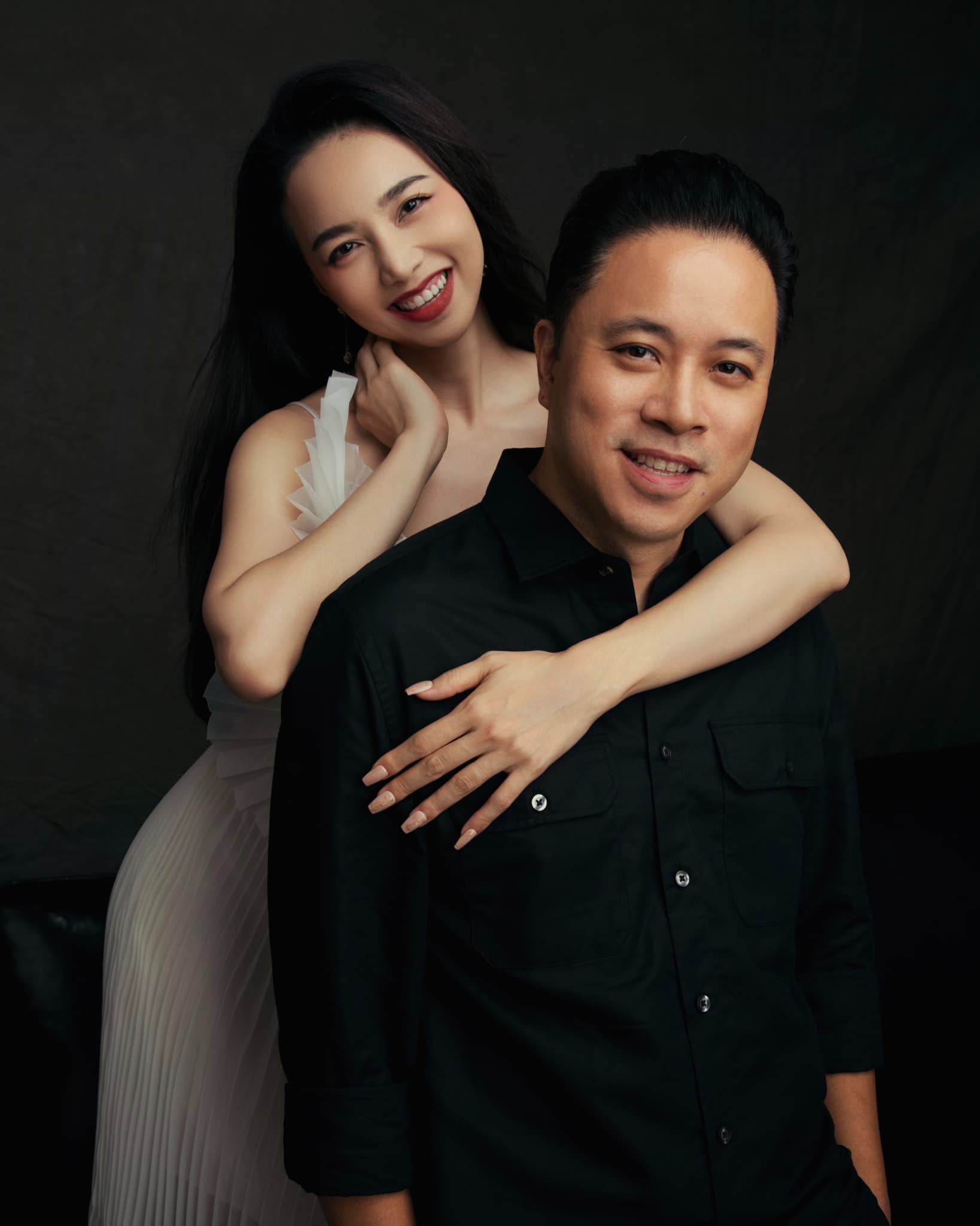 Cặp đôi đắt giá nhất nhì showbiz Việt: Vợ là mỹ nhân màn ảnh, chồng làm phim trăm tỷ- Ảnh 1. Cặp đôi đắt giá nhất nhì showbiz Việt: Vợ là mỹ nhân màn ảnh, chồng làm phim trăm tỷ- Ảnh 1.