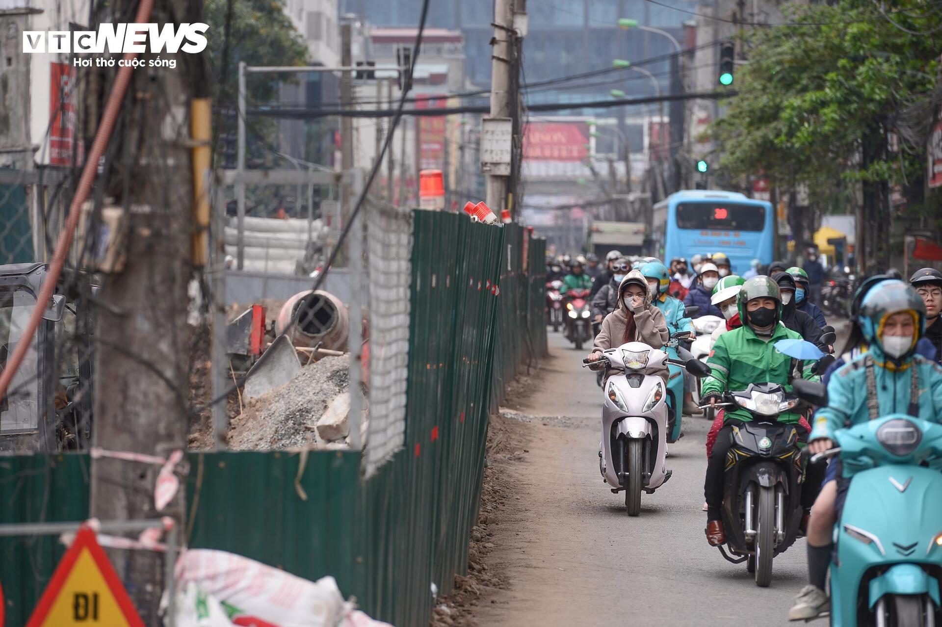 Hà Nội tăng tốc thi công tuyến đường 400 tỷ, quyết cán đích trong tháng 9- Ảnh 9.