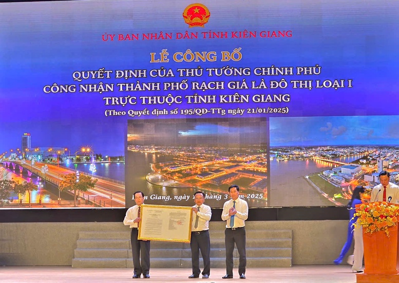 Thành phố lấn biển đầu tiên, lớn nhất Việt Nam: Từ vùng đất sình lầy 'cất cánh' thành đô thị loại 1- Ảnh 1.