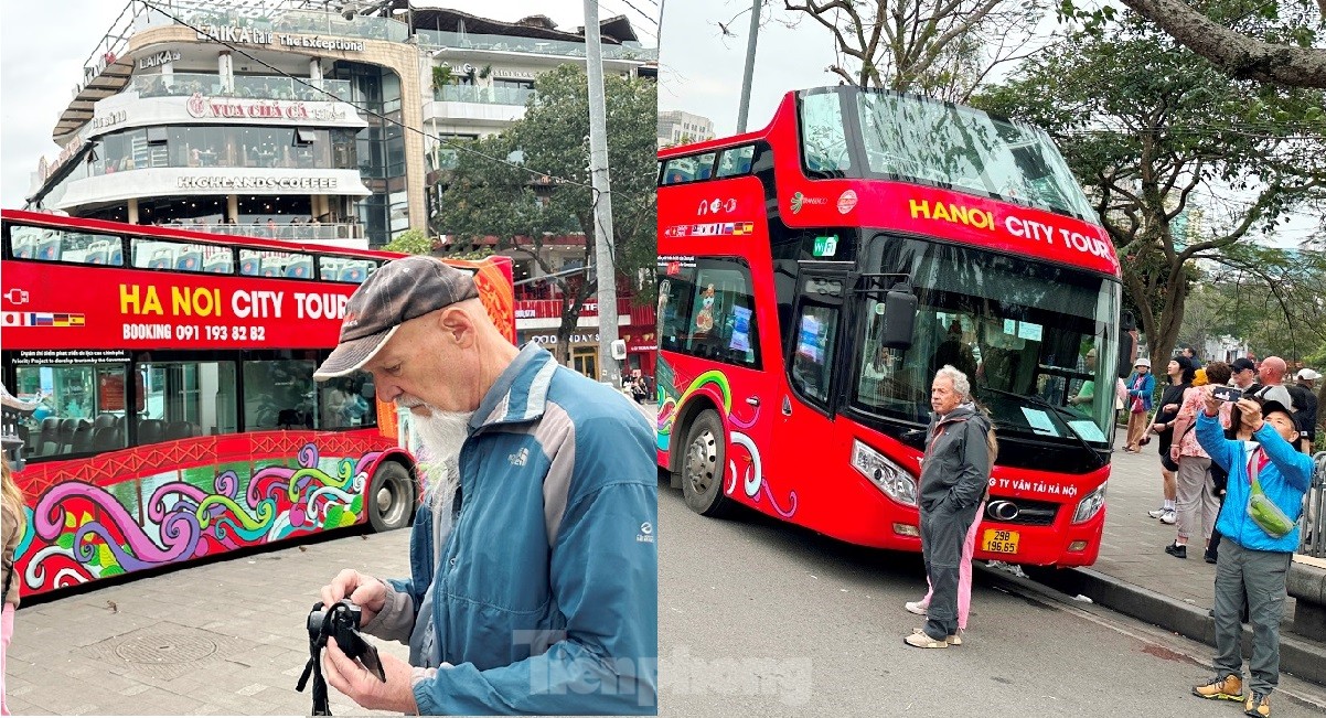 Hàng nghìn người đổ về tòa nhà Hàm cá mập check-in, CSGT phải cắm 'chốt' đảm bảo giao thông- Ảnh 4.