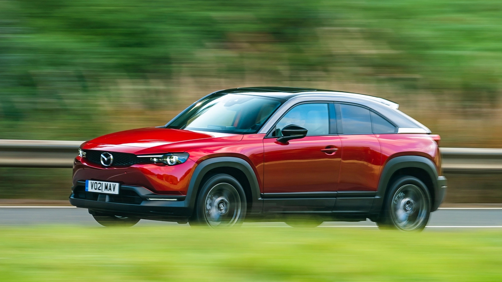 Mazda CX-5 thế hệ mới sẽ có phiên bản thuần điện, bản hybrid dự kiến ra mắt trước vào cuối năm nay, nội thất hứa hẹn 'lột xác'- Ảnh 2.