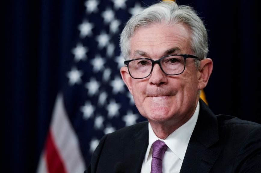 Chủ tịch Jerome Powell dùng 1 từ đáng lo ngại trong bài phát biểu, hàng loạt chuyên gia đứng ngồi không yên: ‘Fed có đi vào vết xe đổ?’- Ảnh 1.