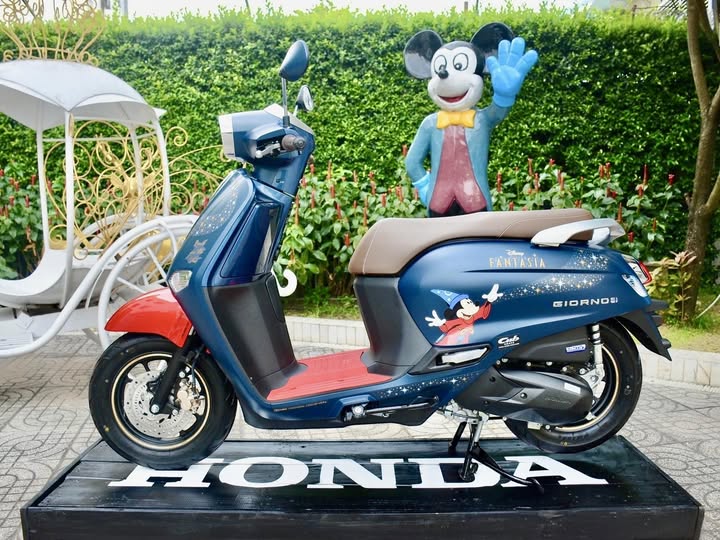 "Tân binh" xe ga 125cc của Honda về đại lý Việt: Thiết kế đẹp như Vespa, tiêu thụ chưa đến 2L/100 km xăng- Ảnh 4.