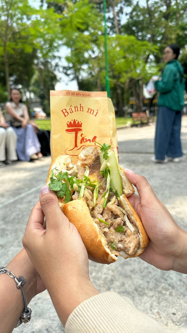 Ăn thử 4 thương hiệu hot bậc nhất Lễ hội Bánh mì năm nay, 1 cái tên nổi tiếng gây thất vọng- Ảnh 5.