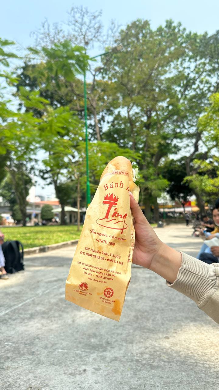 Ăn thử 4 thương hiệu hot bậc nhất Lễ hội Bánh mì năm nay, 1 cái tên nổi tiếng gây thất vọng- Ảnh 7.