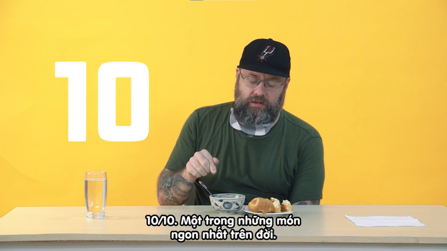 Khách Tây khen món lề đường của Việt Nam “ngon nhất trên đời”, tiết lộ 1 điều bất ngờ- Ảnh 3. Khách Tây khen món lề đường của Việt Nam “ngon nhất trên đời”, tiết lộ 1 điều bất ngờ- Ảnh 3.