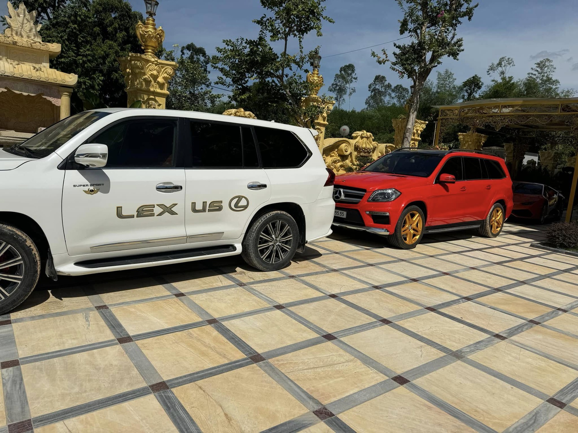 Đại gia Nghệ An tậu Rolls-Royce Ghost hậu chia tay Lamborghini Huracan: Chạy siêu xe đường dài bị mệt nên đổi sang xe siêu sang, mua gần 15 tỷ đồng, có thể đổi trong tương lai- Ảnh 5.