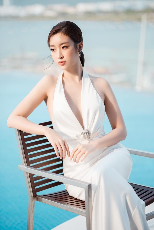 Mc Thể Thao làm dâu hào môn, giờ thành Phó Chủ tịch: Đã giỏi còn dạy con cực khéo- Ảnh 1. Mc Thể Thao làm dâu hào môn, giờ thành Phó Chủ tịch: Đã giỏi còn dạy con cực khéo- Ảnh 1.
