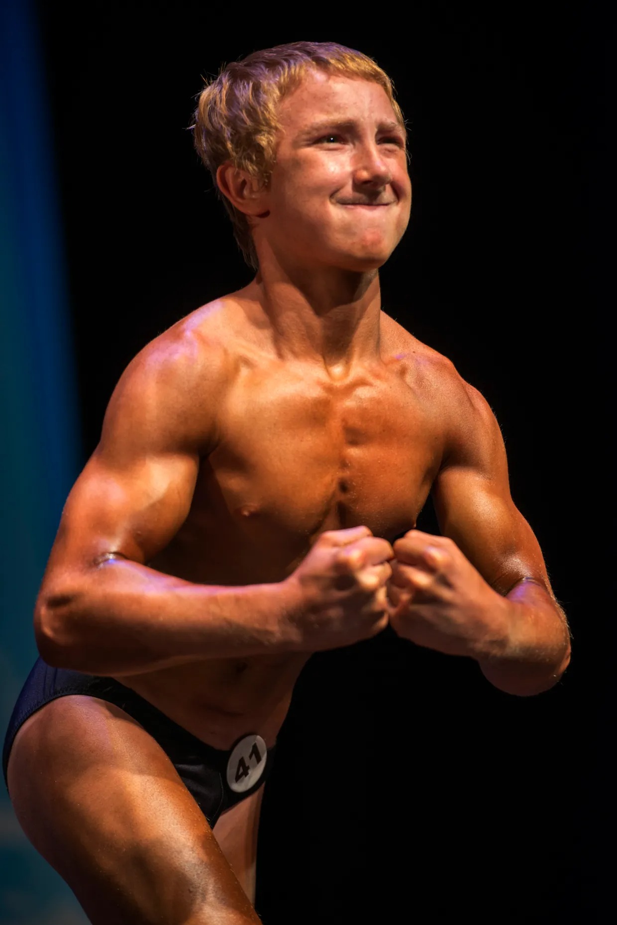 Cậu bé khỏe nhất thế giới hơn 10 tuổi đã nâng tạ nặng gắp đôi cơ thể, tuổi 25 ra sao mà khiến dân tình ngỡ ngàng?- Ảnh 3.