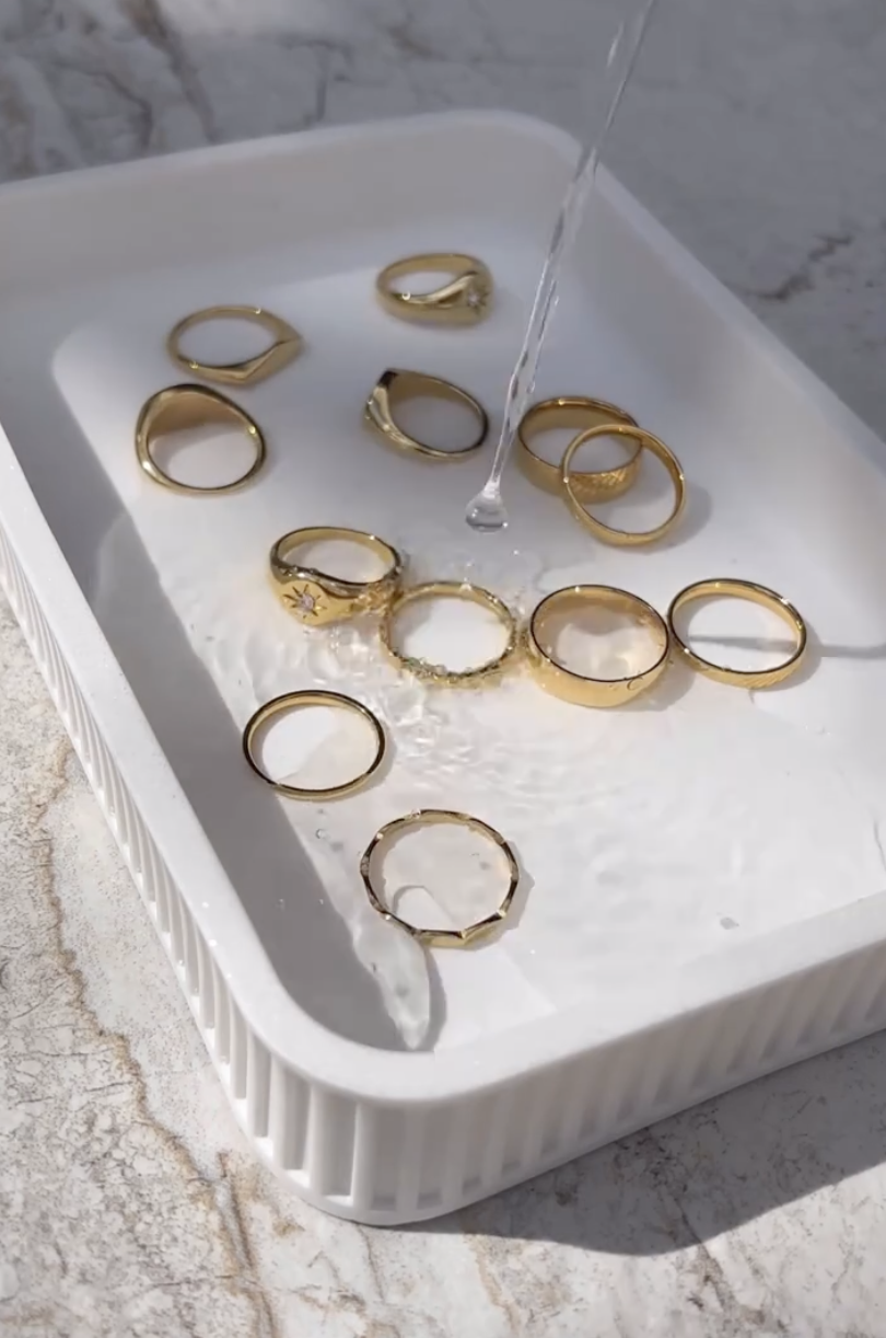 5 cách làm sáng vàng 18K tại nhà không cần mang ra tiệm khi trang sức có dấu hiệu “rỉ sét”- Ảnh 6.