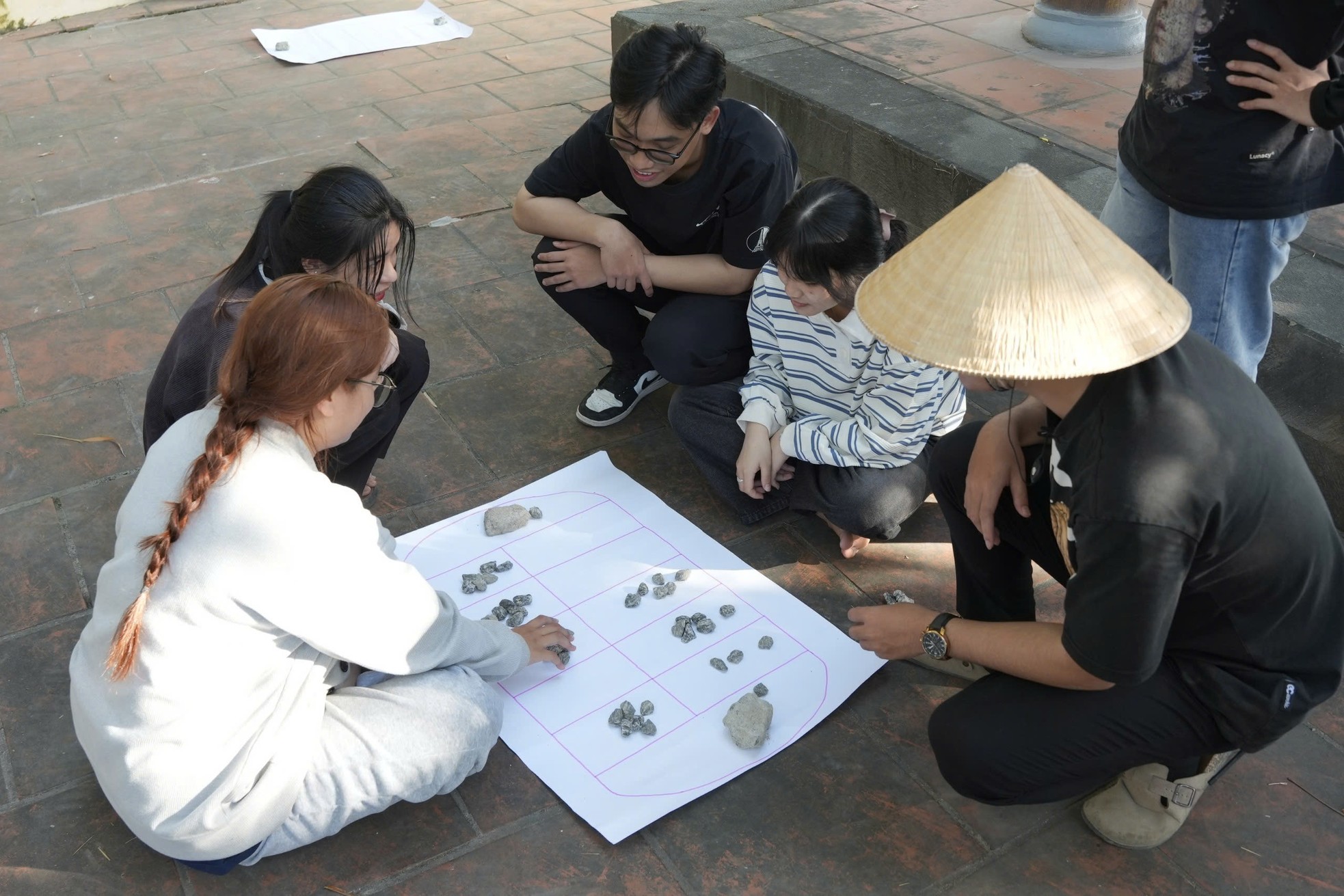 Nét đẹp cổ kính, nguyên sơ của làng cổ trăm tuổi- Ảnh 14. Nét đẹp cổ kính, nguyên sơ của làng cổ trăm tuổi- Ảnh 14.
