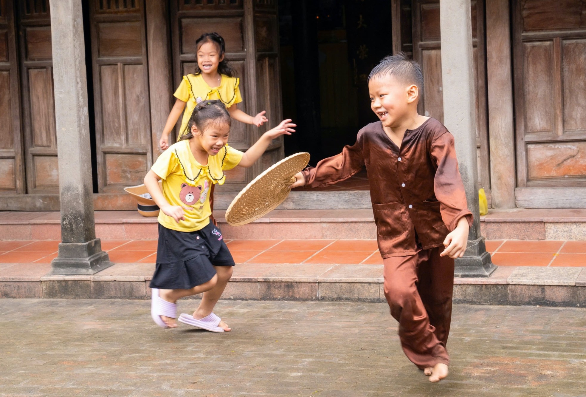 Nét đẹp cổ kính, nguyên sơ của làng cổ trăm tuổi- Ảnh 17. Nét đẹp cổ kính, nguyên sơ của làng cổ trăm tuổi- Ảnh 17.