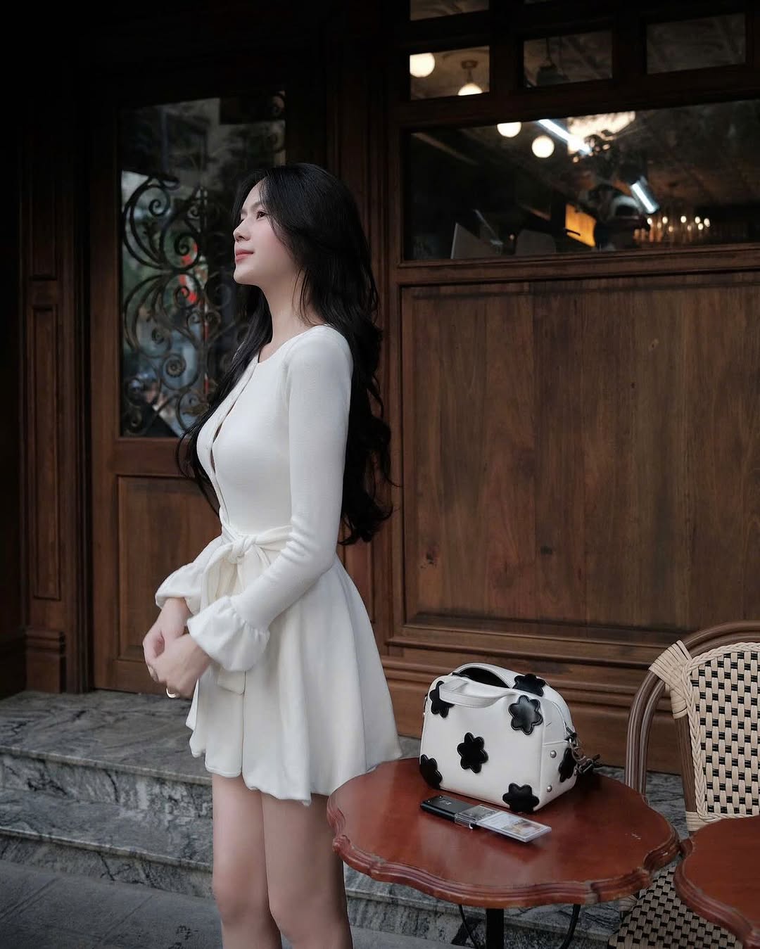 Doãn Hải My "đụng hàng" với nàng WAG được khen xinh nhất làng bóng Việt, vóc dáng nuột nà một chín một mười, ai nổi bật hơn?- Ảnh 4. Doãn Hải My "đụng hàng" với nàng WAG được khen xinh nhất làng bóng Việt, vóc dáng nuột nà một chín một mười, ai nổi bật hơn?- Ảnh 4.