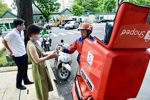 Nóng: Shopee tung chính sách mới, các nhà bán hàng lập tức 'kêu than', dự định tăng giá sản phẩm lên 30%- Ảnh 1.