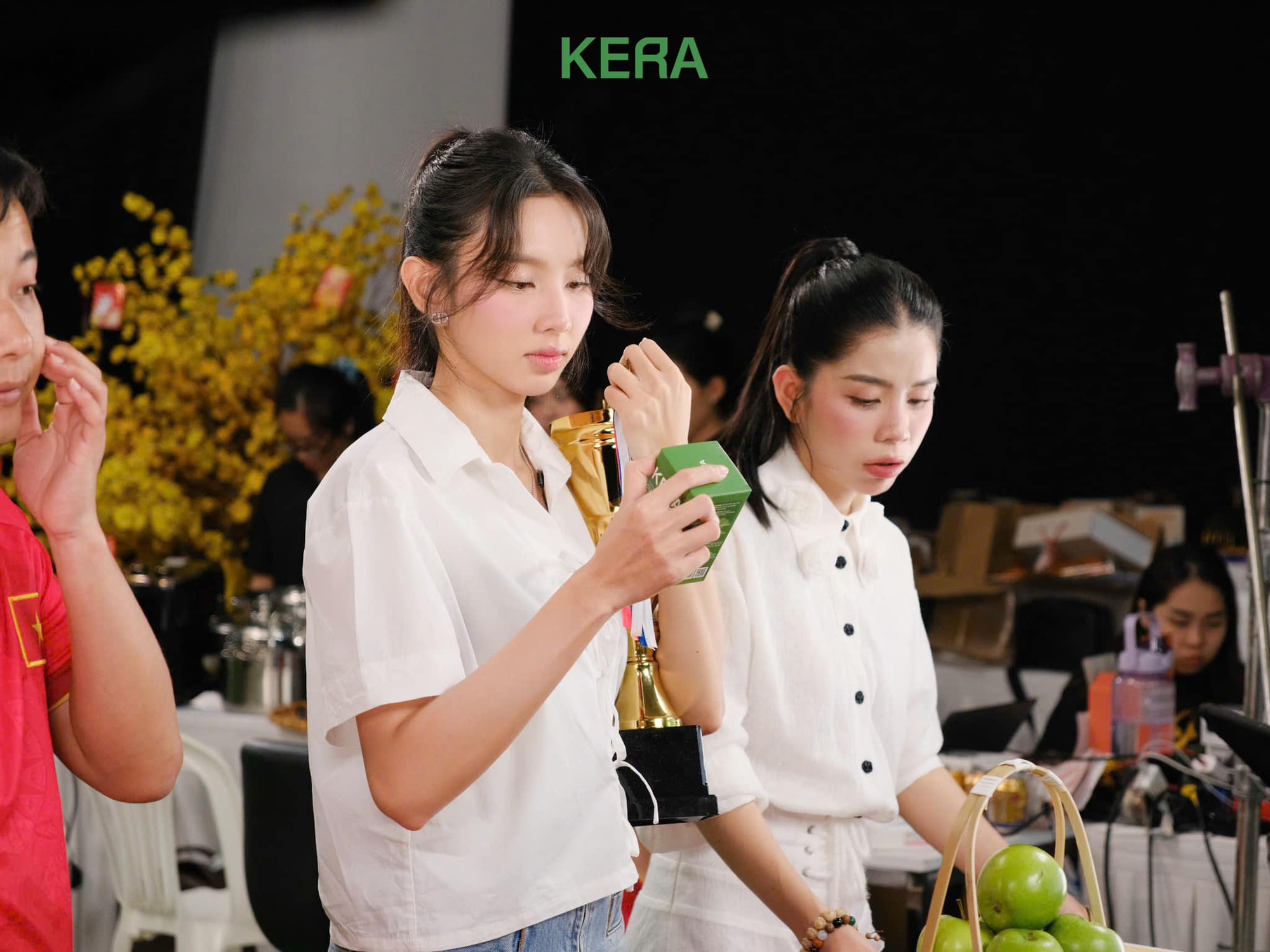 Thùy Tiên bị chỉ trích từ cộng đồng mạng sau quảng cáo kẹo rau Kera