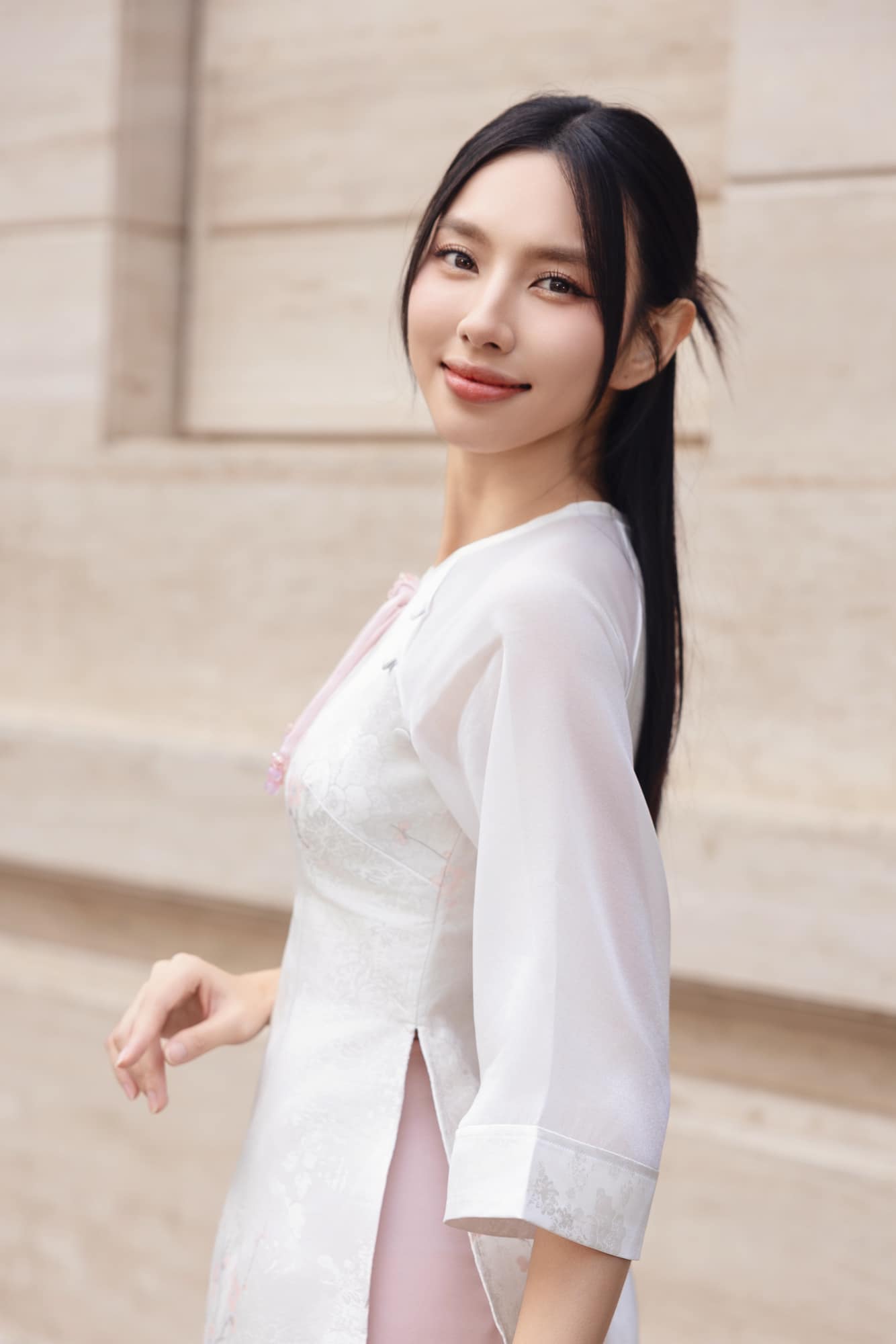 Từ ủng hộ, dư luận nay đã đảo chiều khi Thùy Tiên vướng phải ồn ào quảng cáo lố