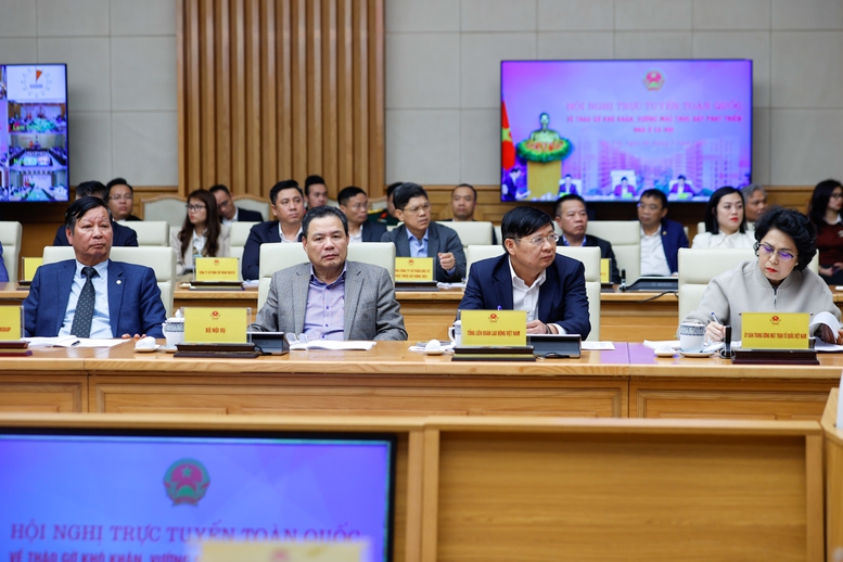 TỔNG THUẬT: Thủ tướng chủ trì Hội nghị toàn quốc tháo gỡ khó khăn, vướng mắc, thúc đẩy phát triển nhà ở xã hội- Ảnh 6. TỔNG THUẬT: Thủ tướng chủ trì Hội nghị toàn quốc tháo gỡ khó khăn, vướng mắc, thúc đẩy phát triển nhà ở xã hội- Ảnh 6.