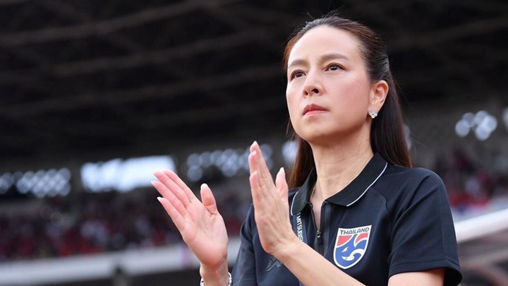 Madam Pang và Liên đoàn bóng đá Thái Lan thua kiện, phải trả gần 300 tỷ đồng- Ảnh 1. Madam Pang và Liên đoàn bóng đá Thái Lan thua kiện, phải trả gần 300 tỷ đồng- Ảnh 1.