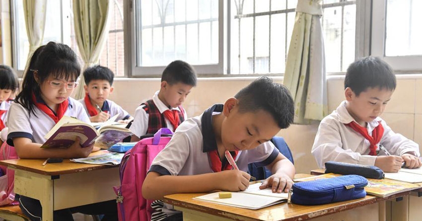 Bài tập viral khắp cõi mạng chỉ với 1 câu trả lời của học sinh: Có gì sai sai ở đây!- Ảnh 2.