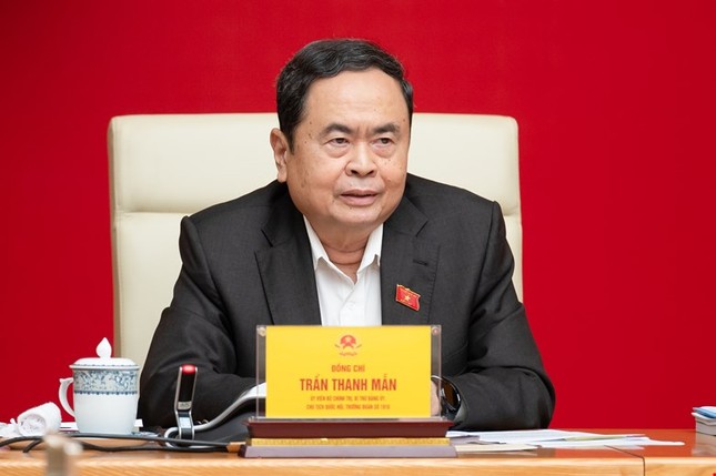 Chủ tịch Quốc hội ký, ban hành nghị quyết về công tác cán bộ- Ảnh 1. Chủ tịch Quốc hội ký, ban hành nghị quyết về công tác cán bộ- Ảnh 1.