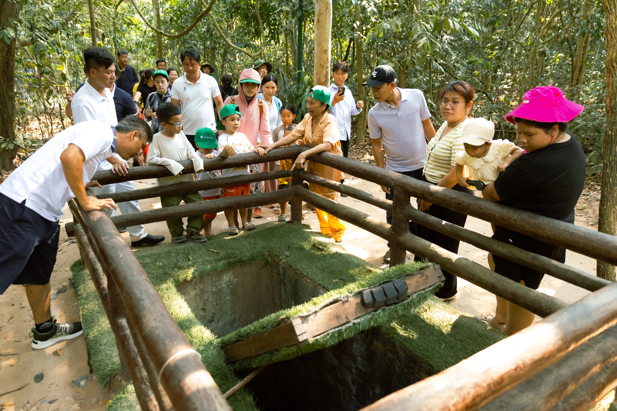 Đi địa đạo Củ Chi đi em, để tận mắt thấy đất thép khiến thế giới phải thán phục, để thấy hòa bình đẹp lắm!- Ảnh 21. Đi địa đạo Củ Chi đi em, để tận mắt thấy đất thép khiến thế giới phải thán phục, để thấy hòa bình đẹp lắm!- Ảnh 21.
