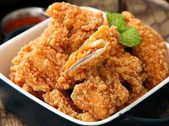 Hơn 2 triệu người chết vì bệnh gan mỗi năm! Bác sĩ 'khẩn khoản' nhắc nhở: Ngừng ăn 5 thứ "phá gan mạnh nhất" này- Ảnh 1.