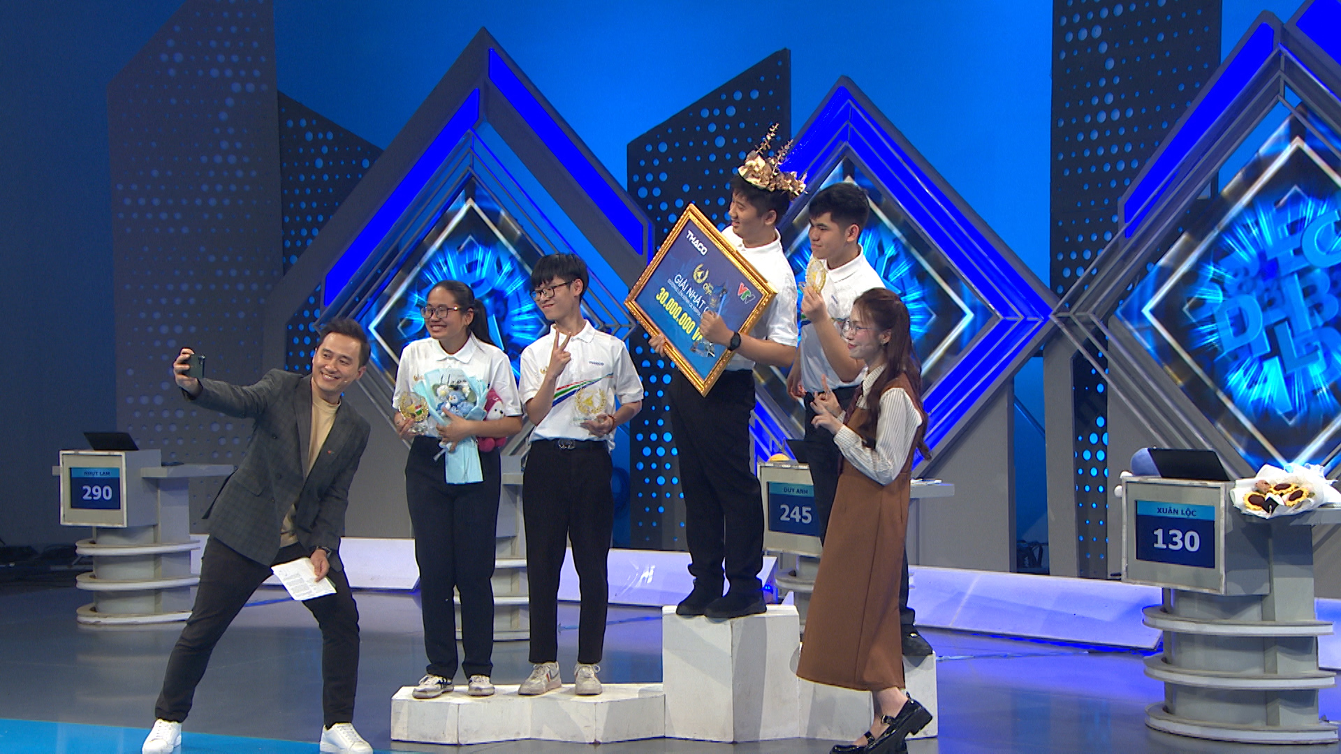 Chân dung nam sinh trường huyện vừa mang cầu truyền hình Olympia về cho Tiền Giang sau 11 năm- Ảnh 3.