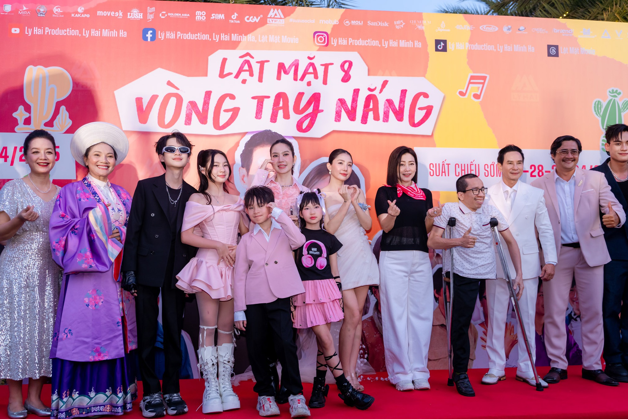 Ái nữ sao Việt gây sốt MXH vì nhan sắc cuốn hơn chữ cuốn, mới 12 tuổi đã đẹp hết phần ba mẹ- Ảnh 8.