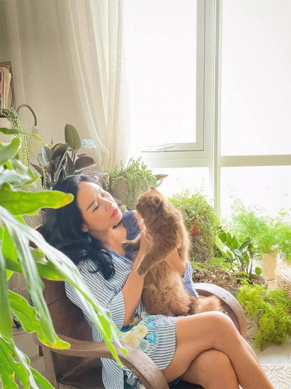 Nữ NSND sở hữu nhà mặt tiền ở quận Tây Hồ, U60 vẫn đẹp căng tràn, viên mãn bên người chồng nổi tiếng- Ảnh 5.