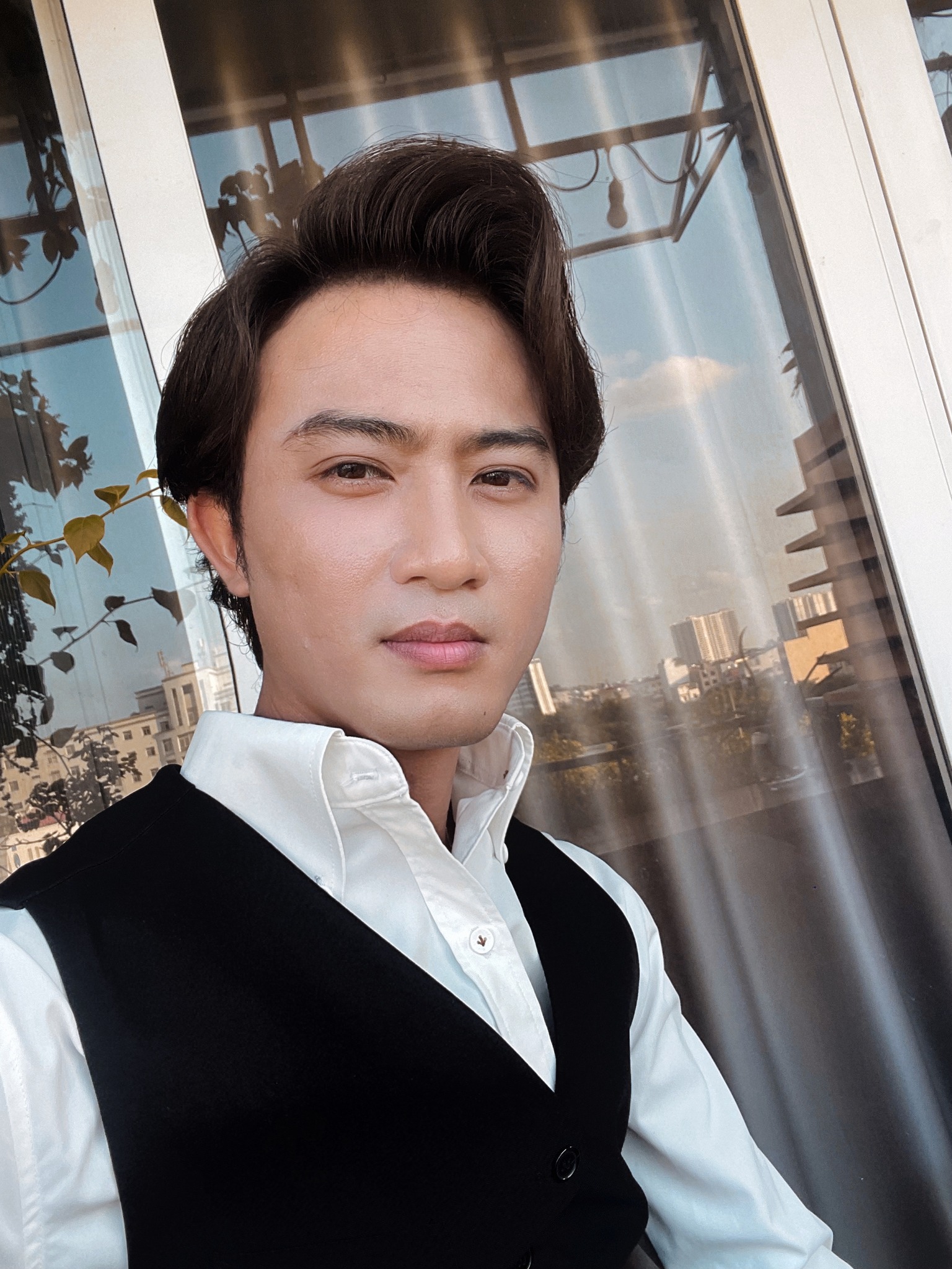 Sao nam Vbiz liên quan vụ quảng cáo sữa giả đăng đàn nghi bị hãm hại- Ảnh 4. Sao nam Vbiz liên quan vụ quảng cáo sữa giả đăng đàn nghi bị hãm hại- Ảnh 4.
