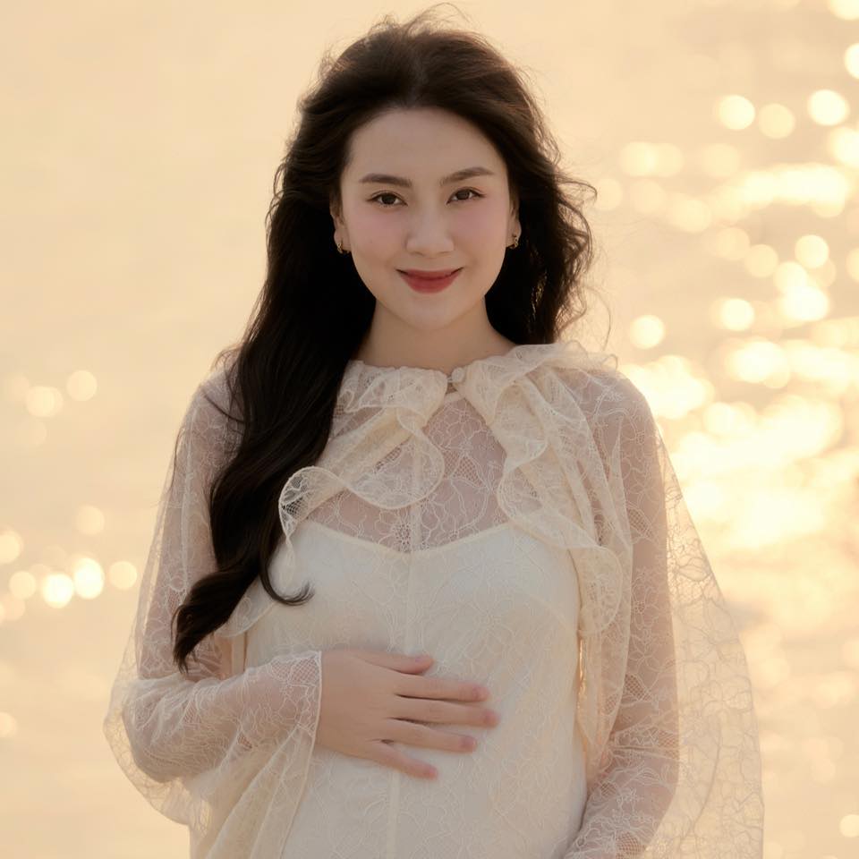 Hội phu nhân hào môn toàn Hoa - Á hậu đình đám Vbiz tụ họp: Đỗ Mỹ Linh có lép vế trước MC Mai Ngọc?- Ảnh 6.